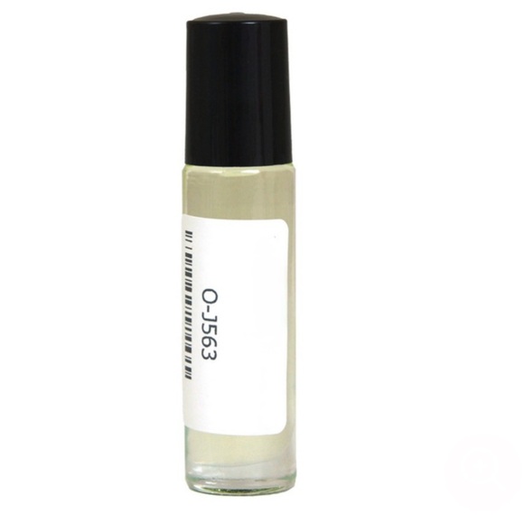 Jimmy Choo Vanilla Love 1/3 Oz (W) Fragrance oil Roll-On Bottle - Picture 1 of 5
